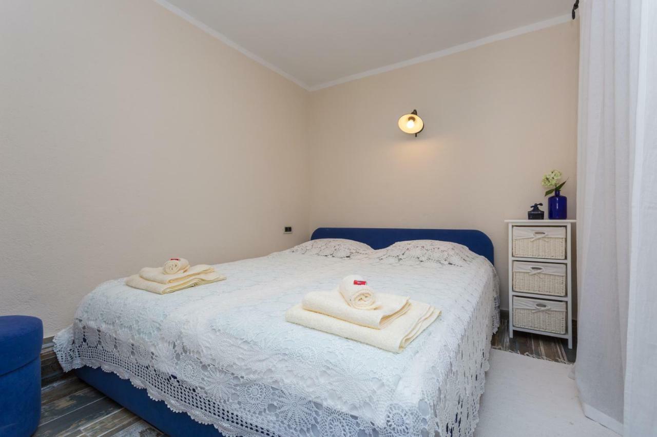 Apartment Piccolo Baška Eksteriør billede
